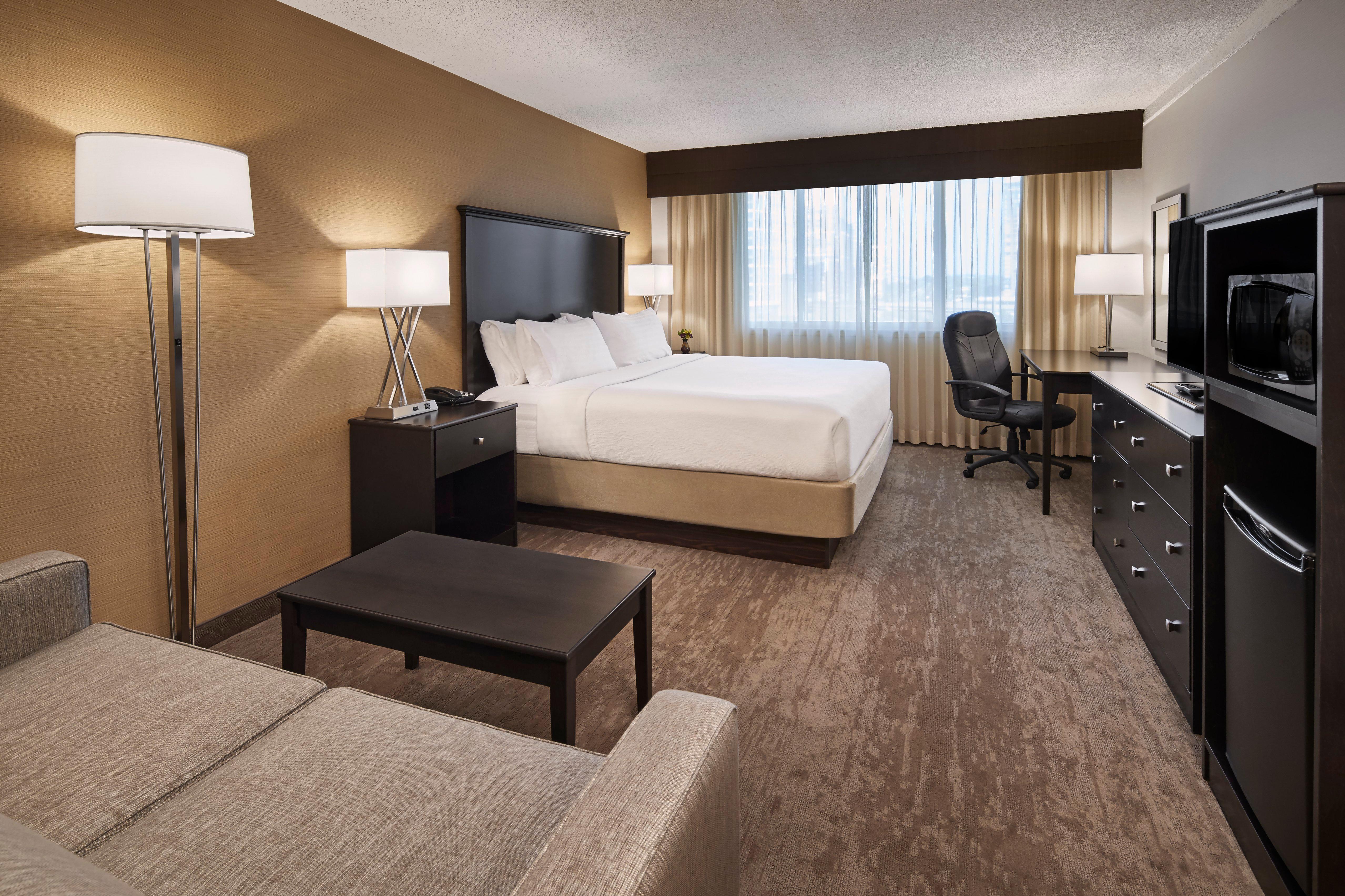 Holiday Inn Alexandria At Carlyle By Ihg Екстериор снимка