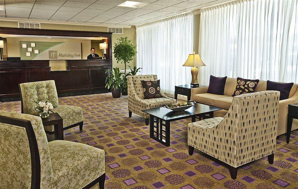 Holiday Inn Alexandria At Carlyle By Ihg Екстериор снимка