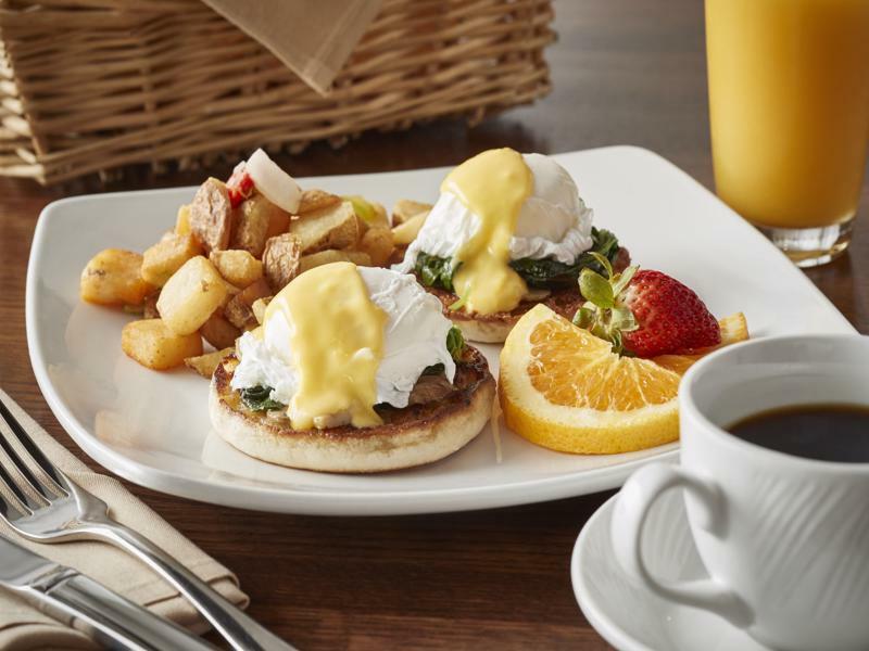 Holiday Inn Alexandria At Carlyle By Ihg Екстериор снимка